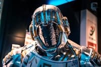 The Complete Guide to Using AI Chat Bots in Fintech: Compliance, Support & CX at Scale